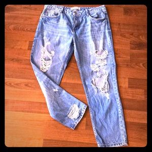 Zara TRF slim fit boyfriend jean size us8